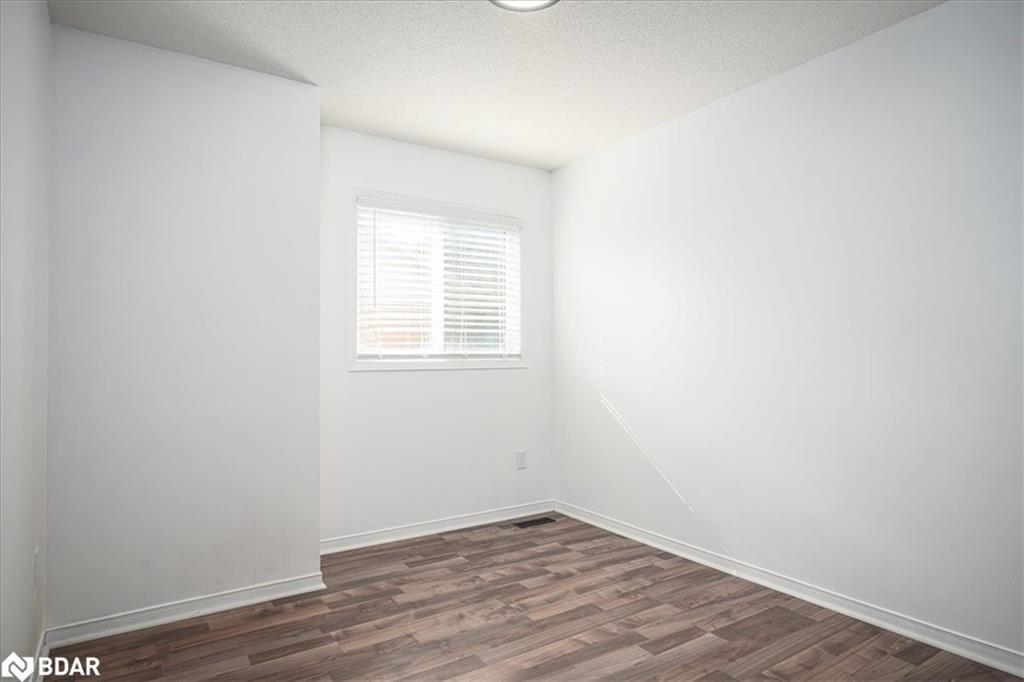 22 River Ridge Road, Barrie, ON - Indoor Photo Showing Other Room