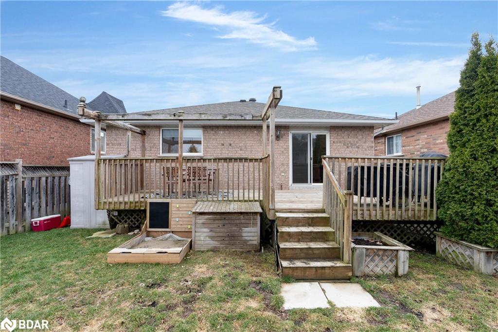 90 Larkin Drive, Barrie, ON - Outdoor With Deck Patio Veranda