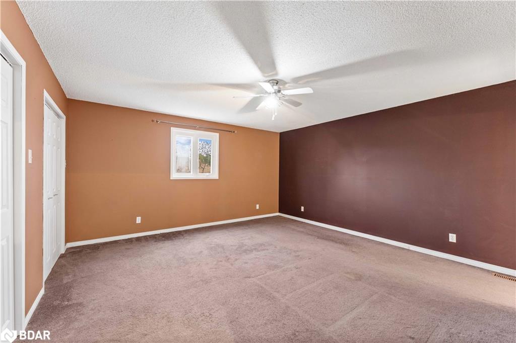 2717 3/4 Sunn Side Side Road, New Lowell, ON - Indoor Photo Showing Other Room