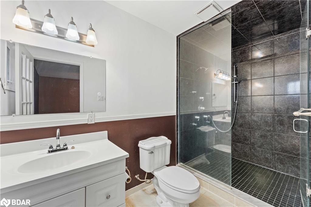 2717 3/4 Sunn Side Side Road, New Lowell, ON - Indoor Photo Showing Bathroom