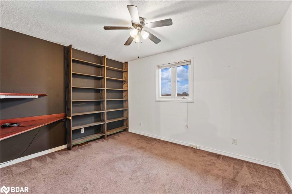 2717 3/4 Sunn Side Side Road, New Lowell, ON - Indoor Photo Showing Other Room