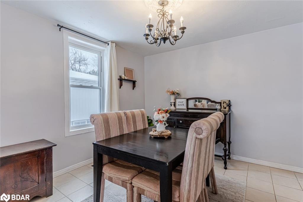 408 Regent Street, Orillia, ON - Indoor Photo Showing Dining Room
