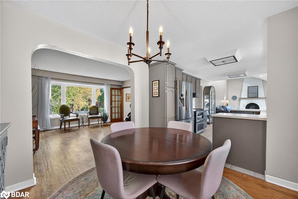35 Glenridge Road, Barrie, ON - Indoor Photo Showing Dining Room