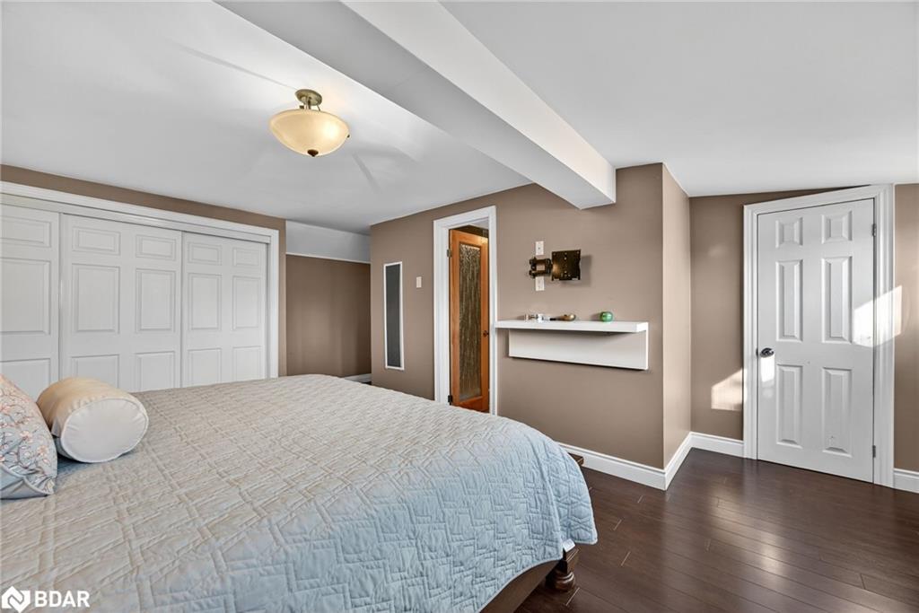35 Glenridge Road, Barrie, ON - Indoor Photo Showing Bedroom