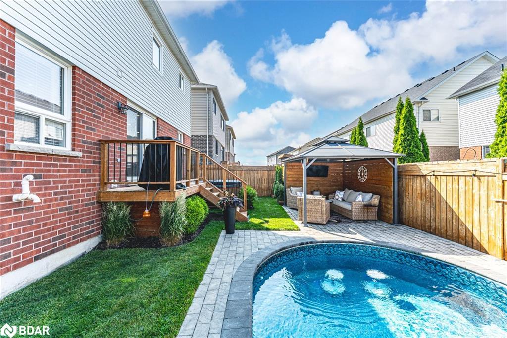 14 Regina Road, Barrie, ON - Outdoor With Deck Patio Veranda With Exterior