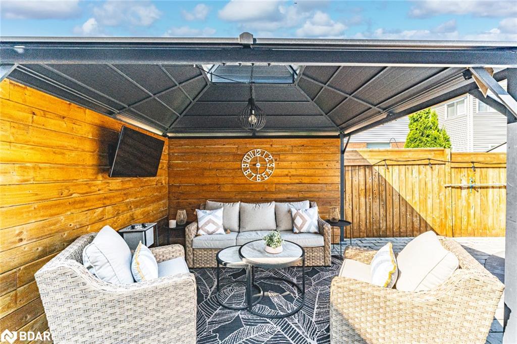 14 Regina Road, Barrie, ON - Outdoor With Deck Patio Veranda With Exterior