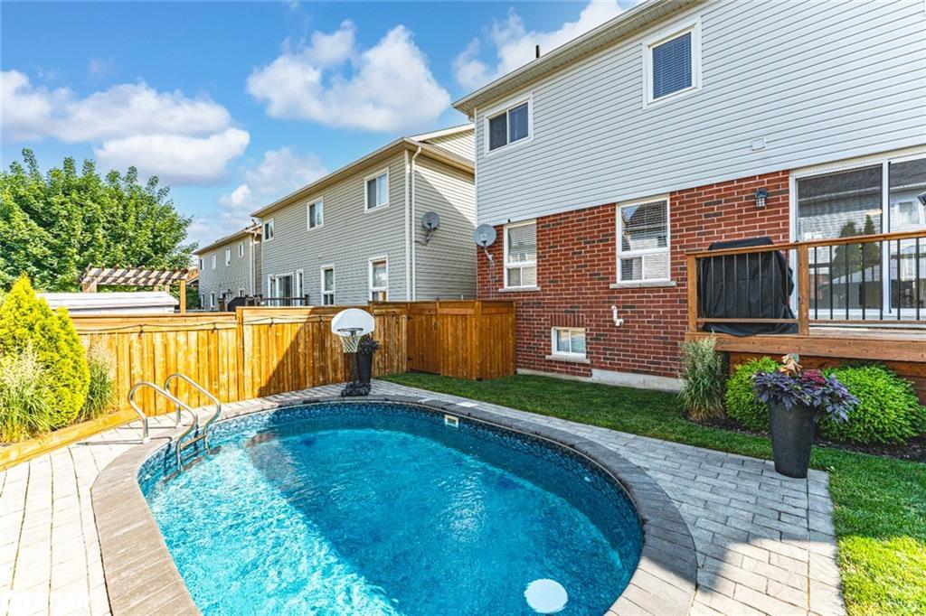 14 Regina Road, Barrie, ON - Outdoor With Deck Patio Veranda