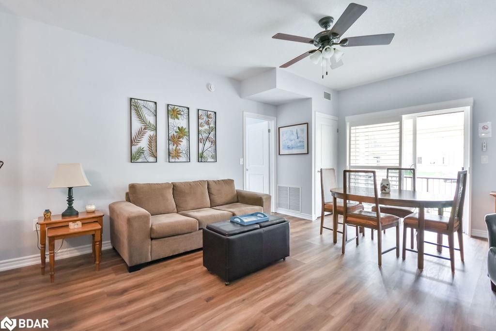 107-19B Yonge Street N, Elmvale, ON - Indoor