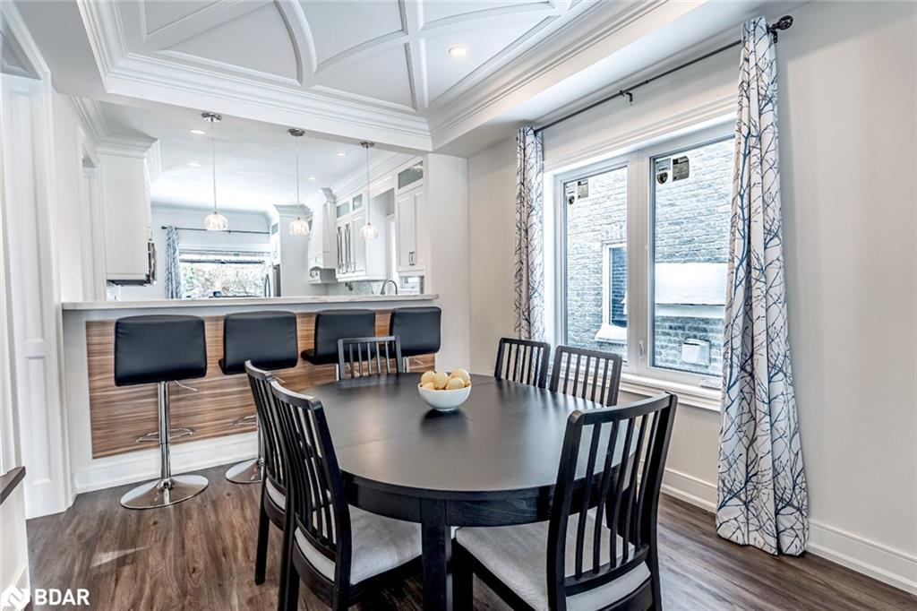 99 Mcintyre Drive, Barrie, ON - Indoor Photo Showing Dining Room