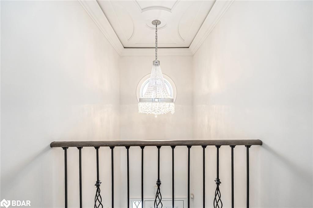 99 Mcintyre Drive, Barrie, ON - Indoor Photo Showing Other Room