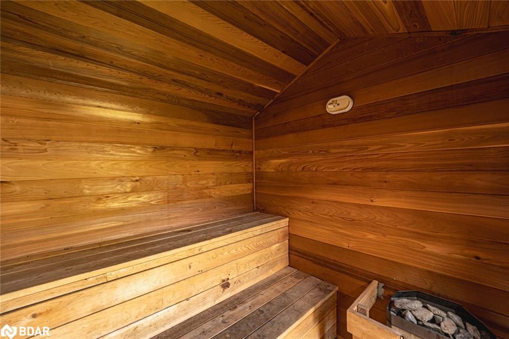 262 Duckworth Street, Barrie, ON - Indoor Photo Showing Other Room