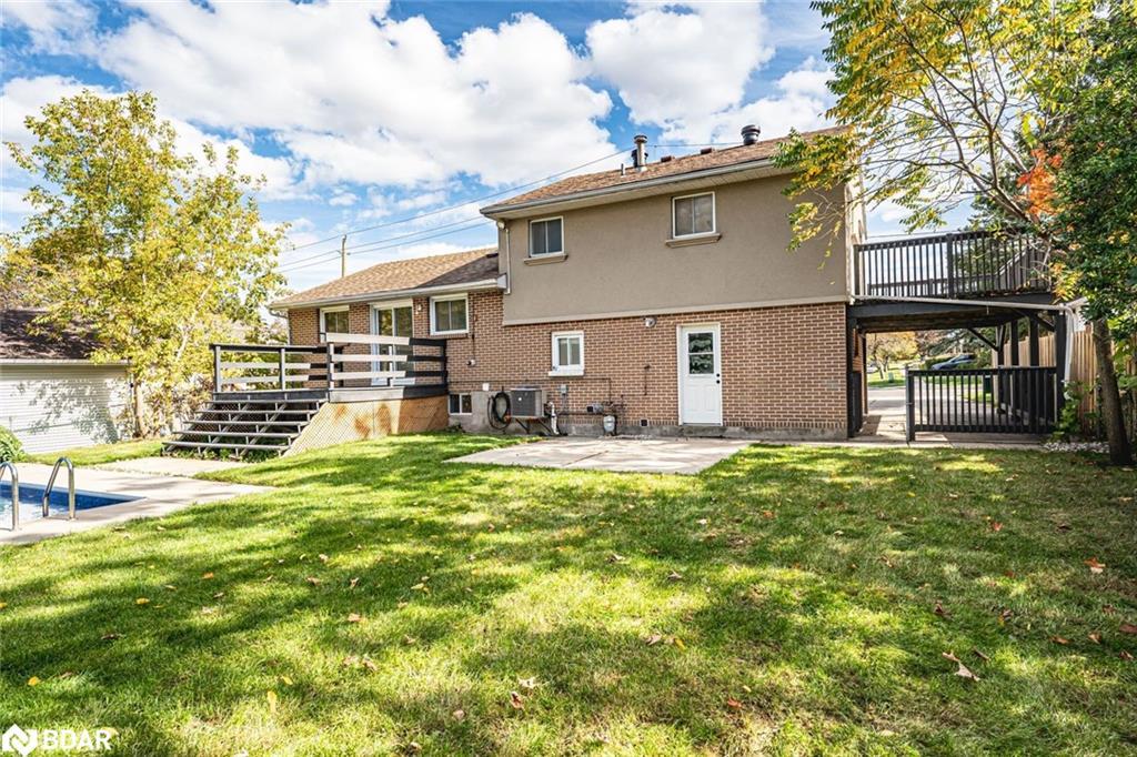 262 Duckworth Street, Barrie, ON - Outdoor With Deck Patio Veranda