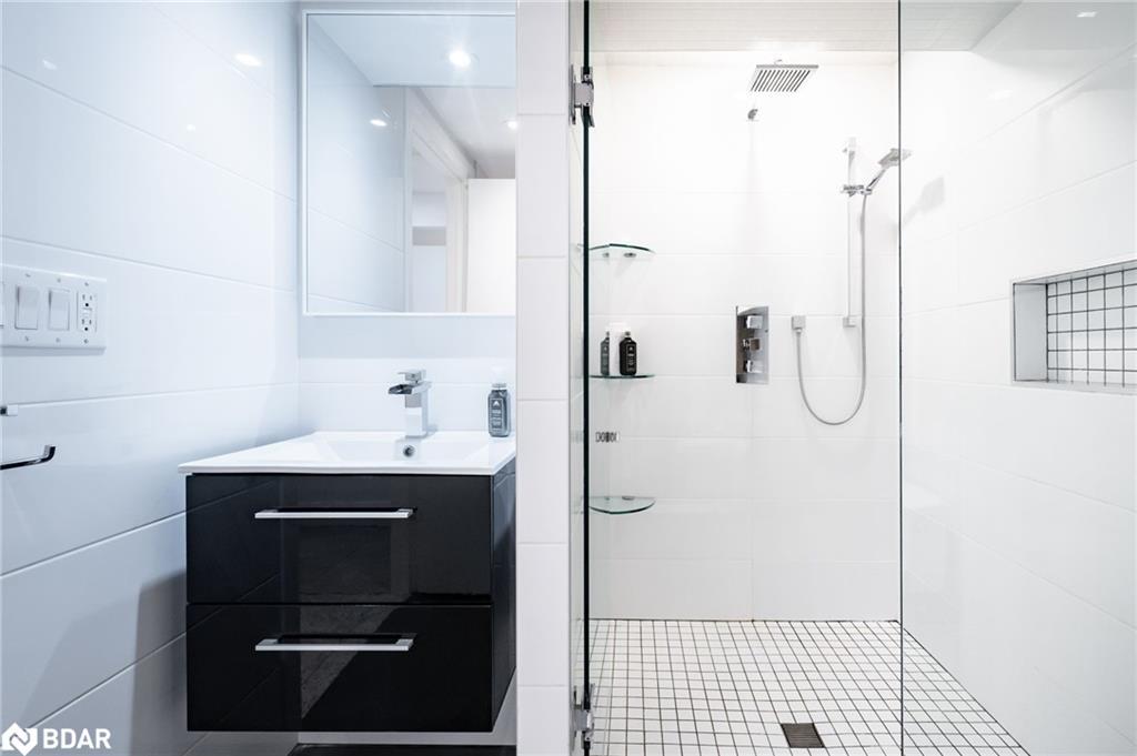 26 Emperor Drive, Brampton, ON - Indoor Photo Showing Bathroom