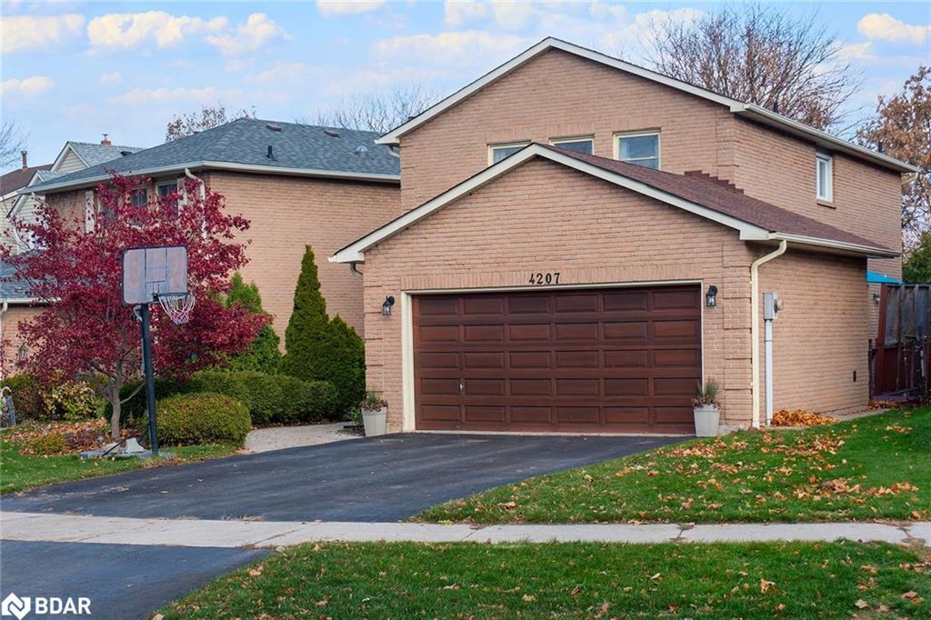 4207 Trapper Crescent, Mississauga, ON - Outdoor