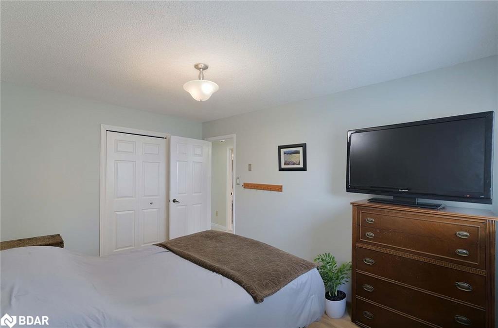 4207 Trapper Crescent, Mississauga, ON - Indoor Photo Showing Bedroom