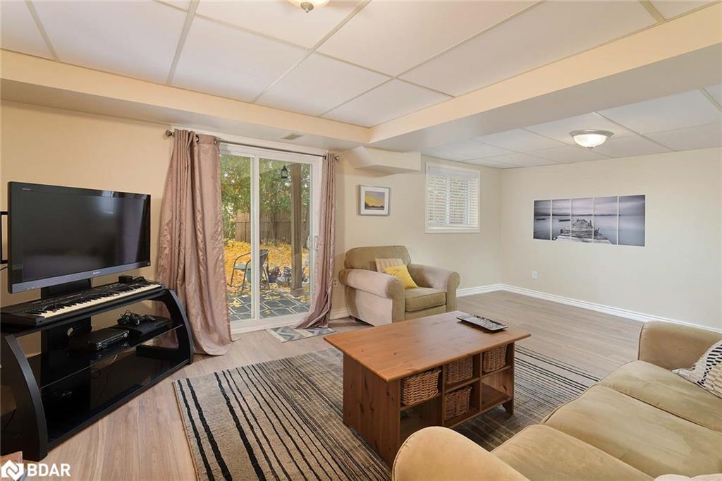 4207 Trapper Crescent, Mississauga, ON - Indoor Photo Showing Living Room