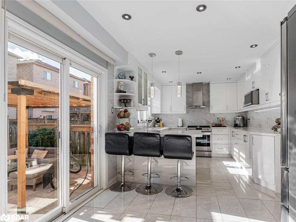 129 Flagstone Way, Newmarket, ON - Indoor