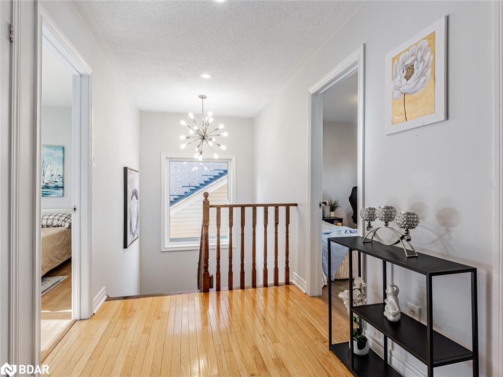 129 Flagstone Way, Newmarket, ON - Indoor Photo Showing Other Room