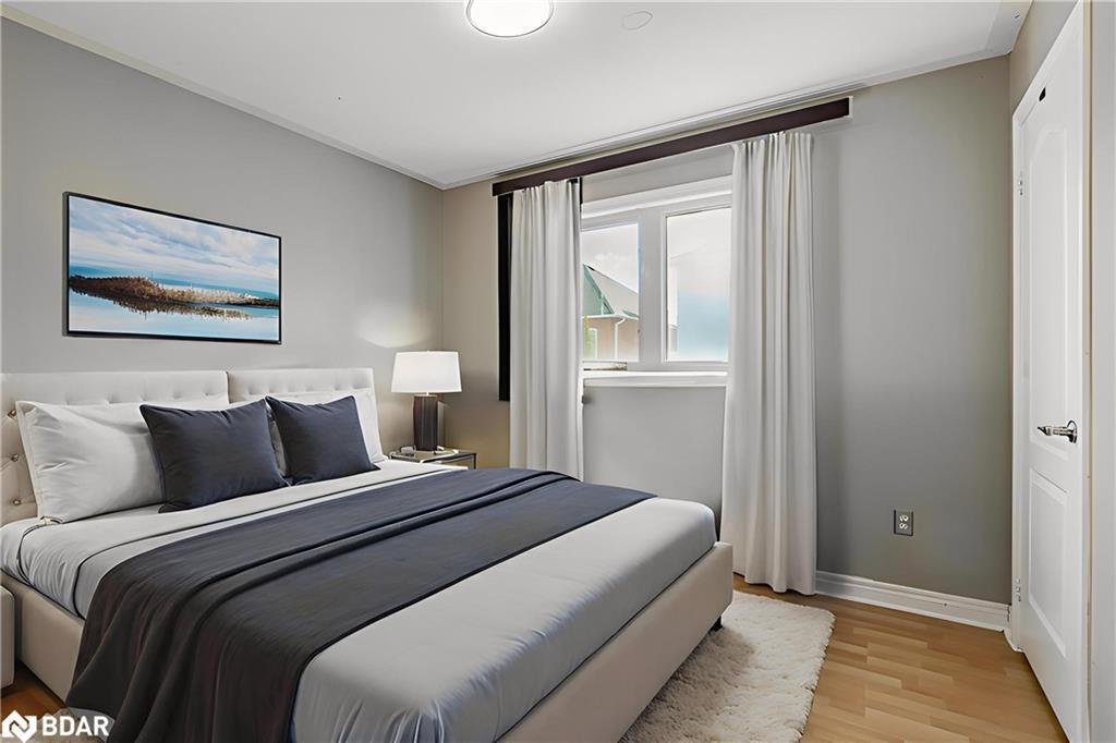 129 Flagstone Way, Newmarket, ON - Indoor Photo Showing Bedroom