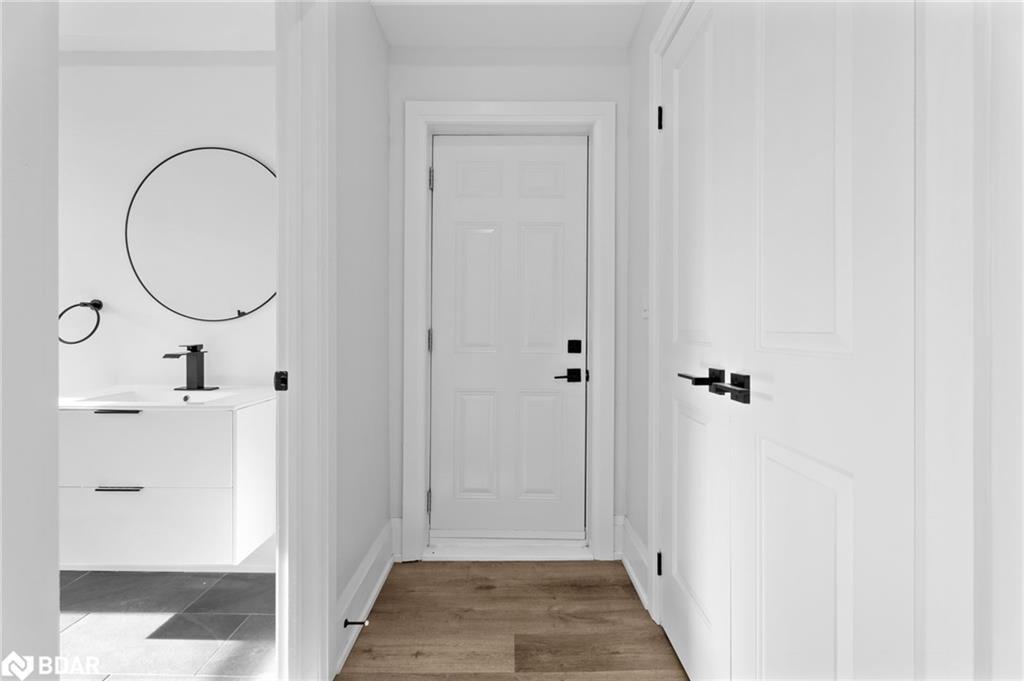 2-55 Cayuga Street, Brantford, ON - Indoor Photo Showing Other Room