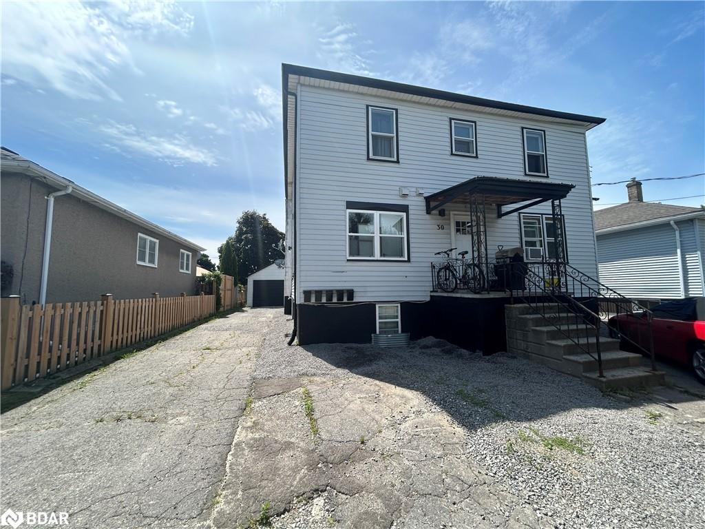 4-30 Classic Avenue, Welland, ON - Outdoor With Exterior