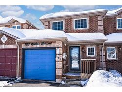 193 Nathan Crescent Barrie, ON L4N 0S4