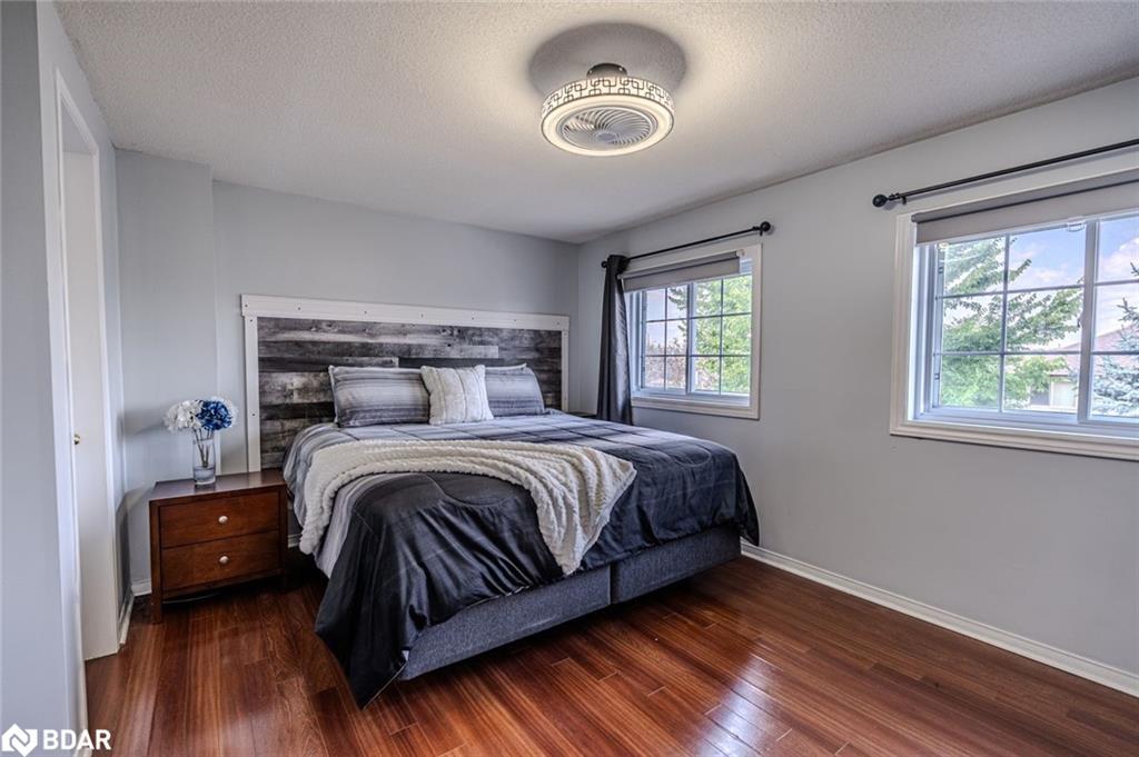 193 Nathan Crescent, Barrie, ON - Indoor Photo Showing Bedroom