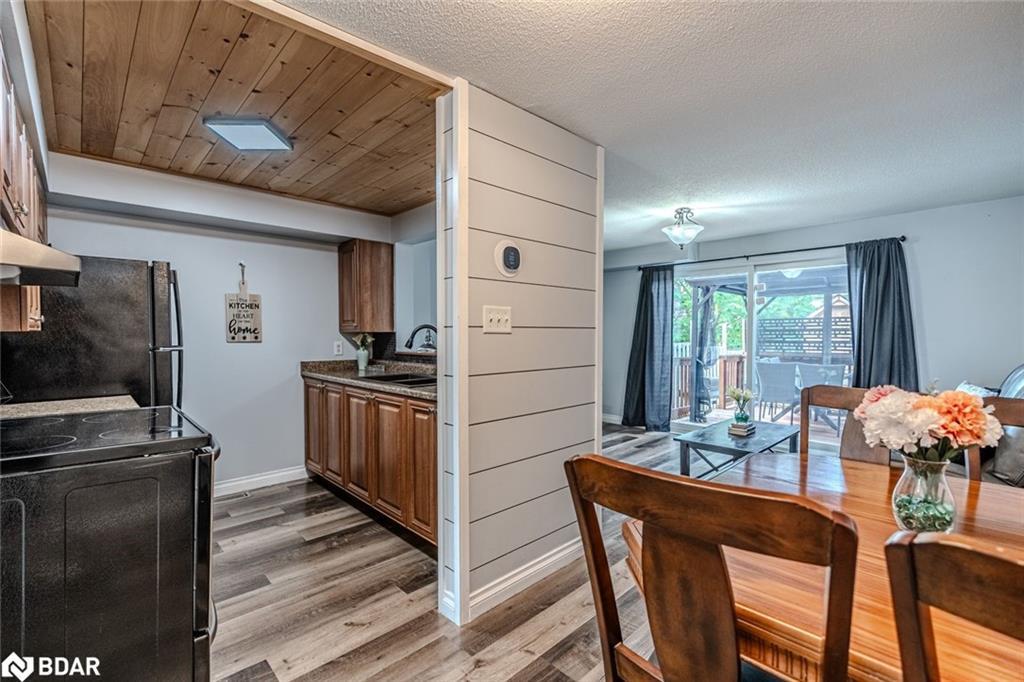 193 Nathan Crescent, Barrie, ON - Indoor Photo Showing Dining Room