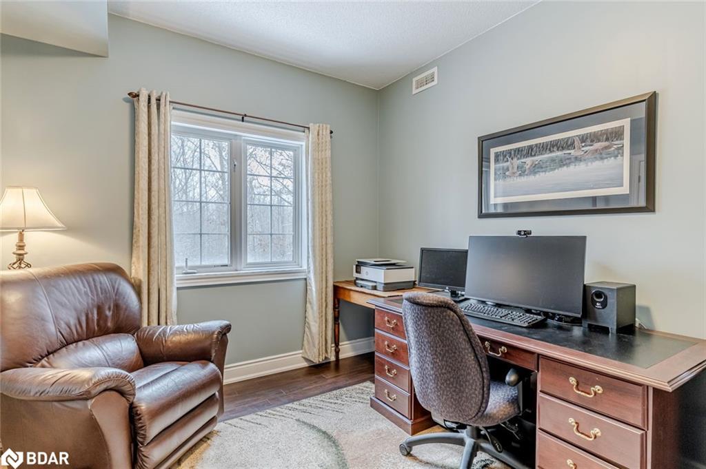 212-44 Ferndale Drive S, Barrie, ON - Indoor Photo Showing Office