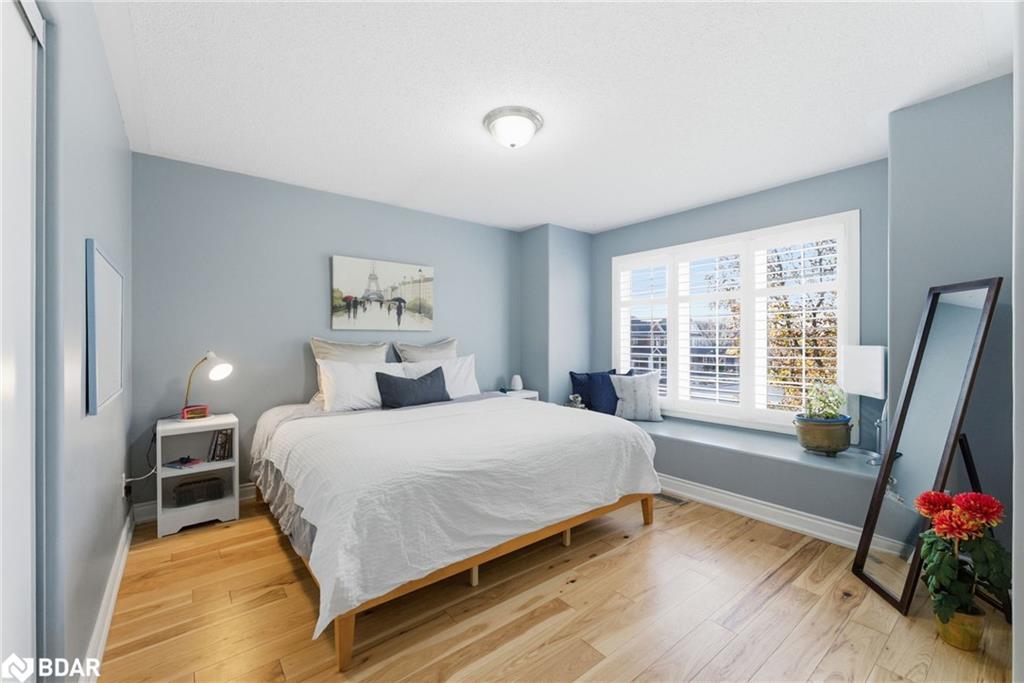 1667 Dempsey Crescent, Milton, ON - Indoor Photo Showing Bedroom
