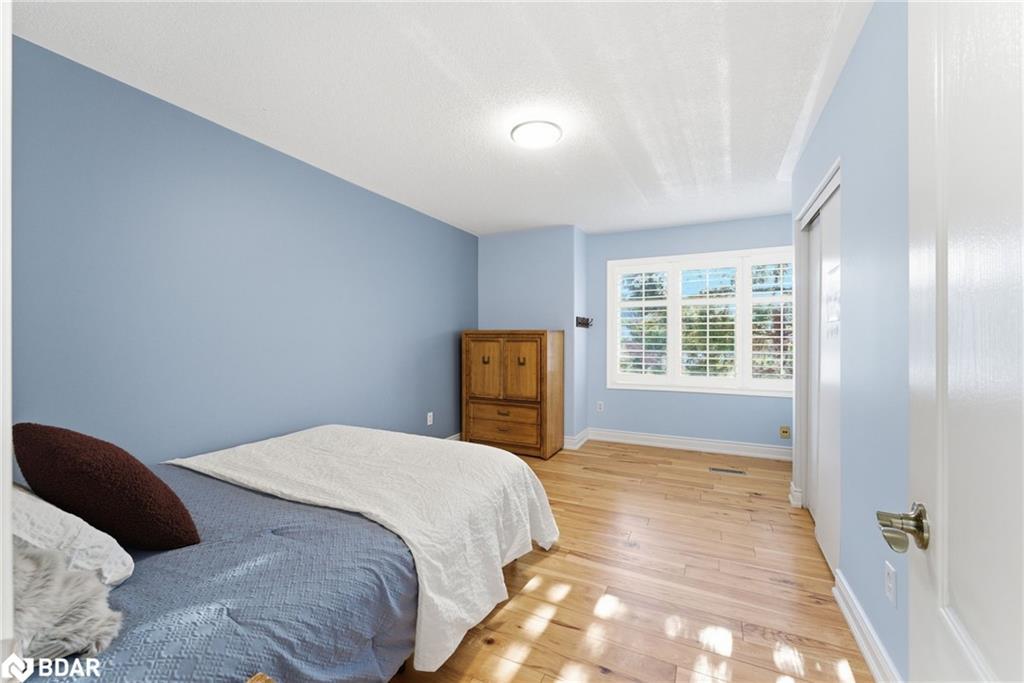 1667 Dempsey Crescent, Milton, ON - Indoor Photo Showing Bedroom