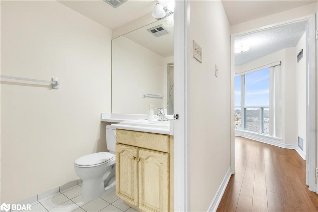 1604-2155 Burnhamthorpe Road W, Mississauga, ON - Indoor Photo Showing Bathroom