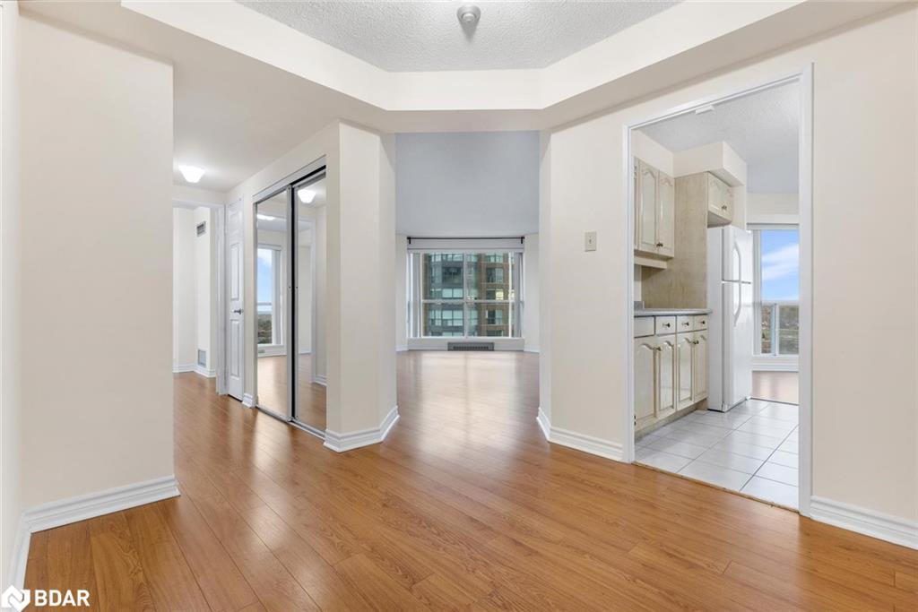 1604-2155 Burnhamthorpe Road W, Mississauga, ON - Indoor