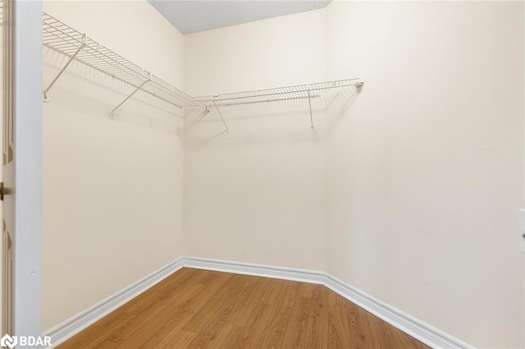 1604-2155 Burnhamthorpe Road W, Mississauga, ON - Indoor With Storage