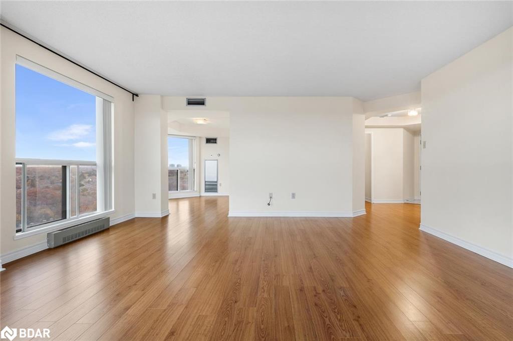 1604-2155 Burnhamthorpe Road W, Mississauga, ON - Indoor