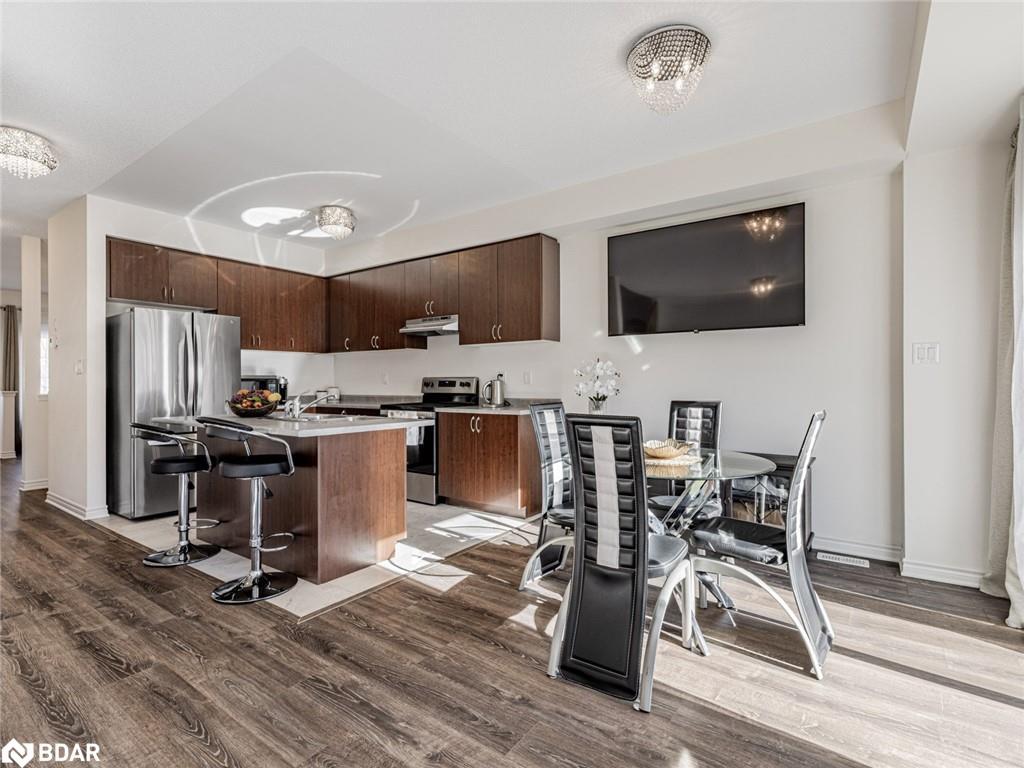 6 Bobolink Drive, Wasaga Beach, ON - Indoor