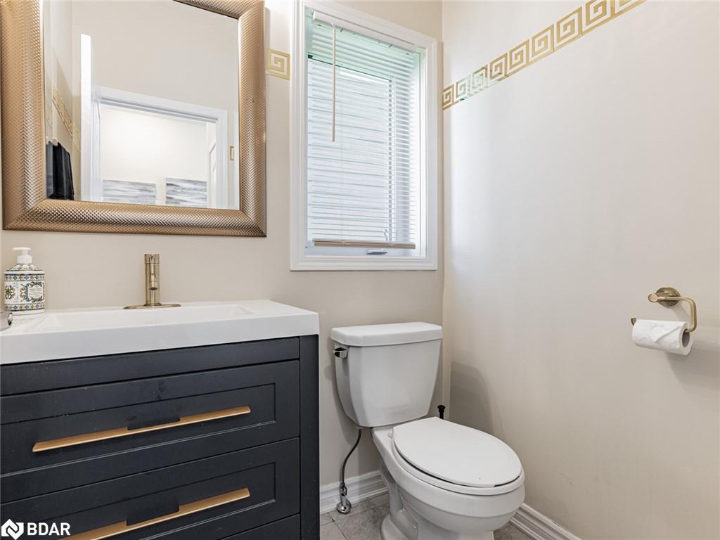 6 Bobolink Drive, Wasaga Beach, ON - Indoor Photo Showing Bathroom