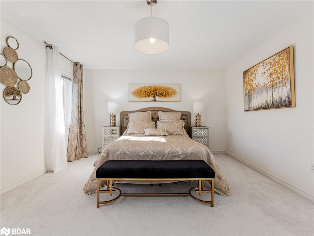 6 Bobolink Drive, Wasaga Beach, ON - Indoor Photo Showing Bedroom