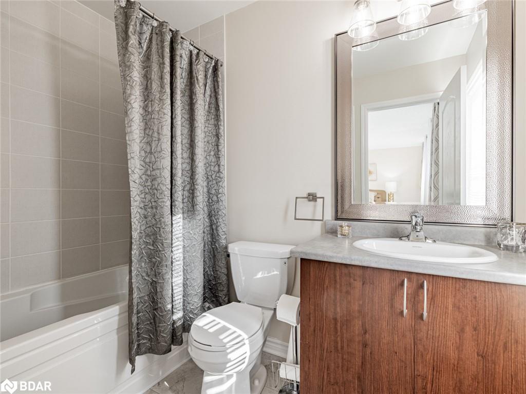 6 Bobolink Drive, Wasaga Beach, ON - Indoor Photo Showing Bathroom