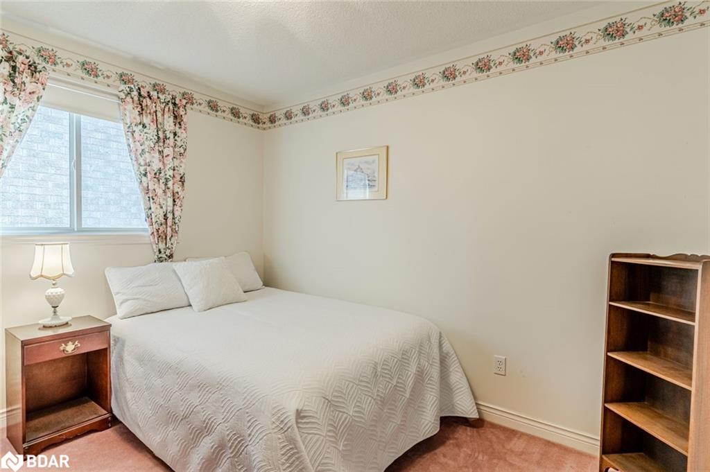 465 Ferndale Drive N, Barrie, ON - Indoor Photo Showing Bedroom