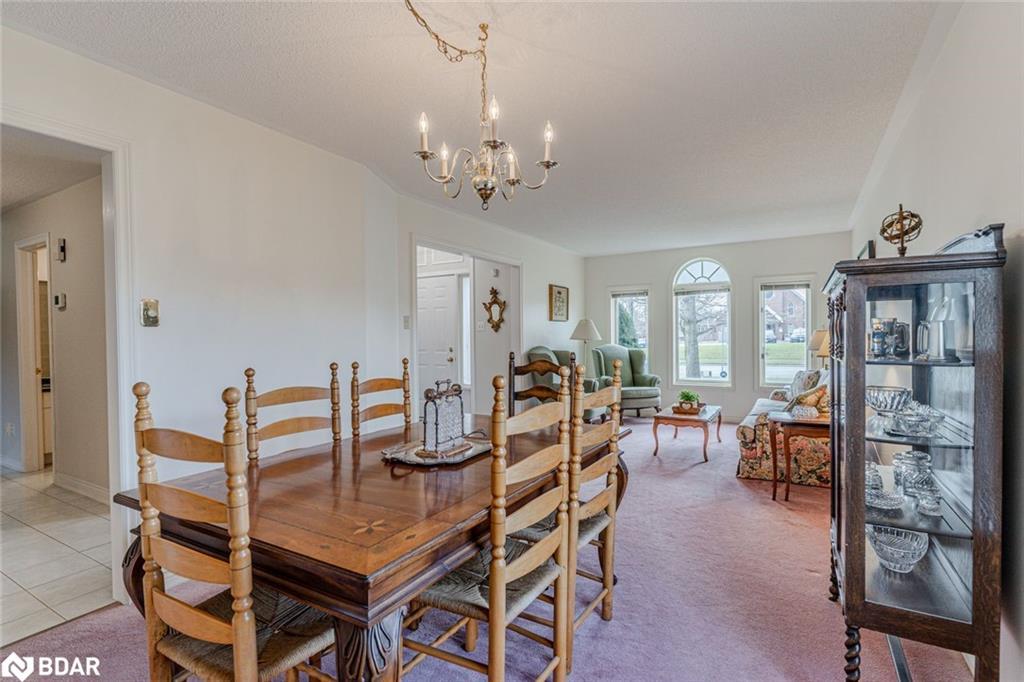 465 Ferndale Drive N, Barrie, ON - Indoor Photo Showing Dining Room