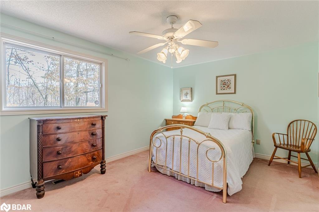 465 Ferndale Drive N, Barrie, ON - Indoor Photo Showing Bedroom