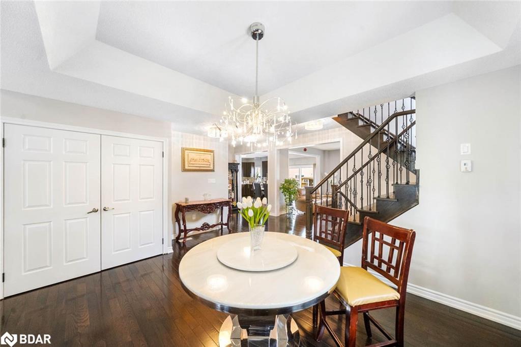 1426 Kellough Street, Innisfil, ON - Indoor Photo Showing Dining Room