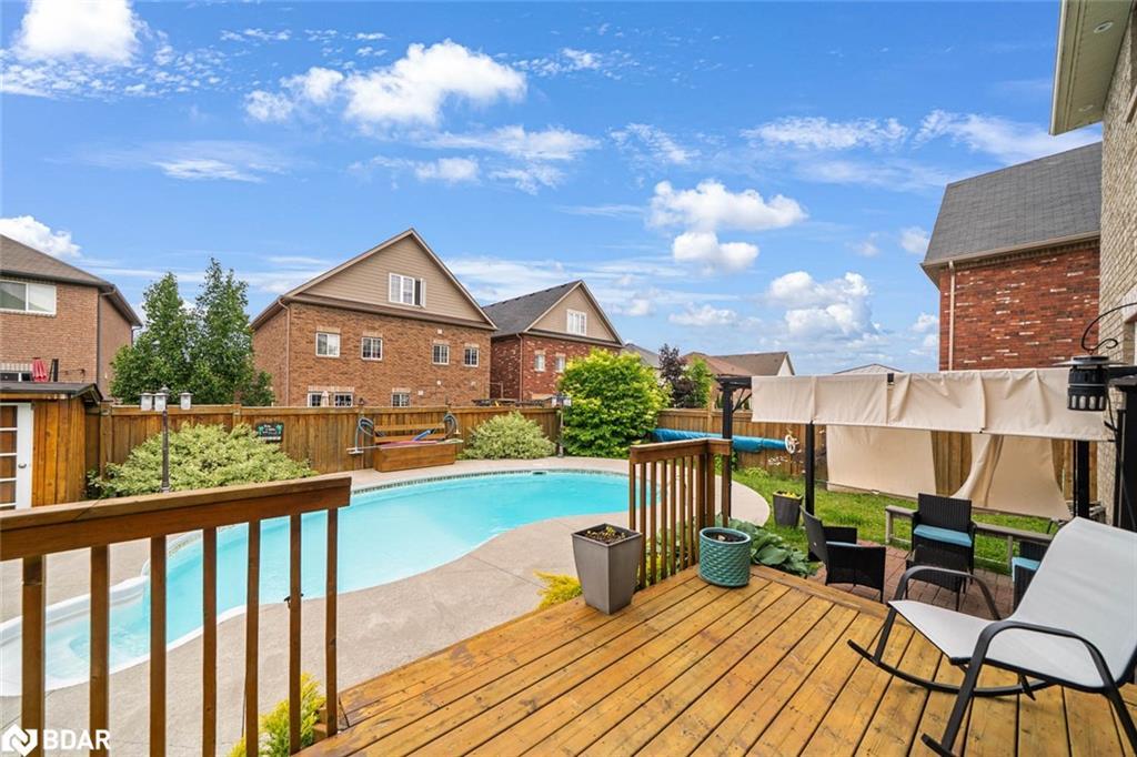 1426 Kellough Street, Innisfil, ON - Outdoor With In Ground Pool With Deck Patio Veranda With Exterior