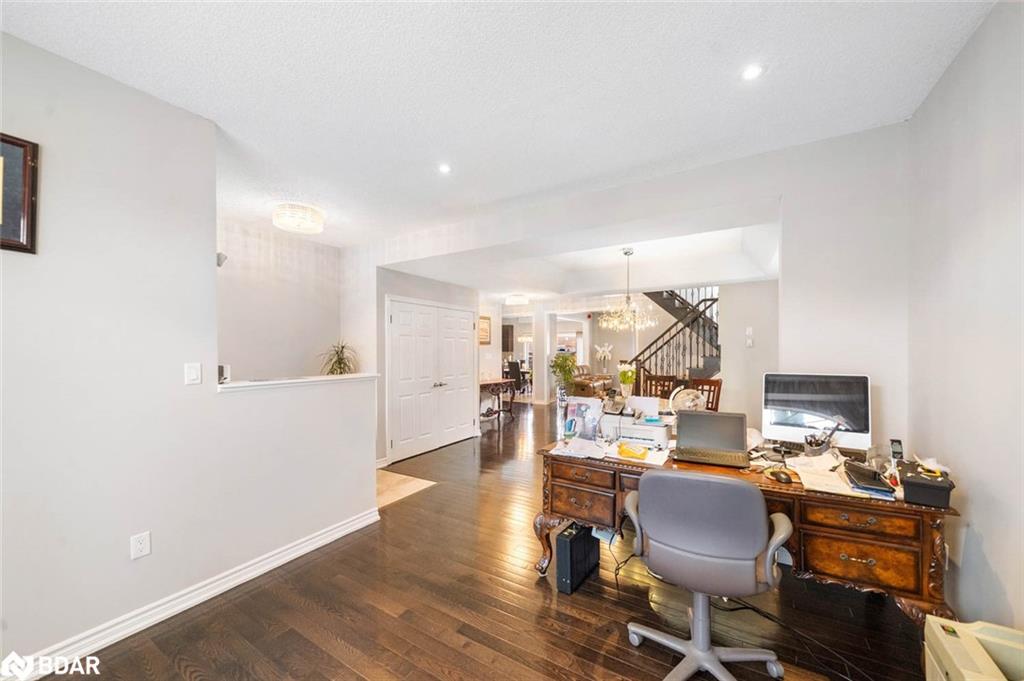 1426 Kellough Street, Innisfil, ON - Indoor Photo Showing Office