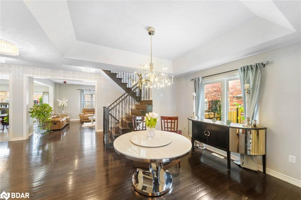 1426 Kellough Street, Innisfil, ON - Indoor Photo Showing Dining Room