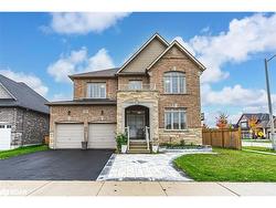 3027 Monarch Drive Orillia, ON L3V 8K3