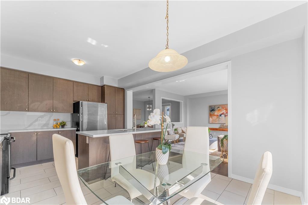 83 Longboat Run W, Brantford, ON - Indoor