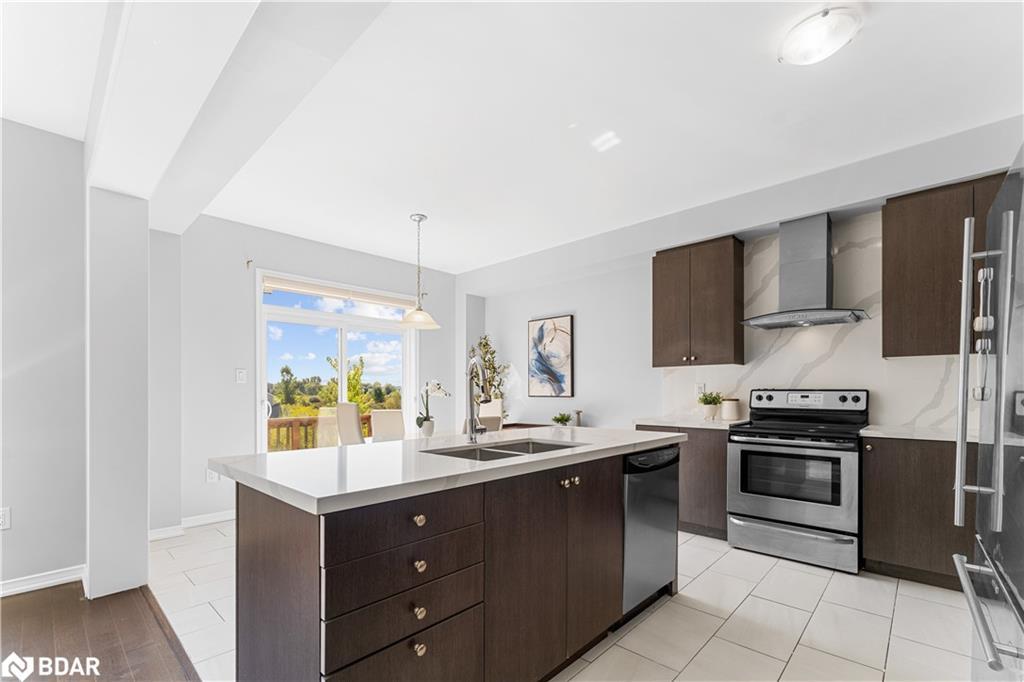 83 Longboat Run W, Brantford, ON - Indoor Photo Showing Kitchen With Stainless Steel Kitchen With Double Sink