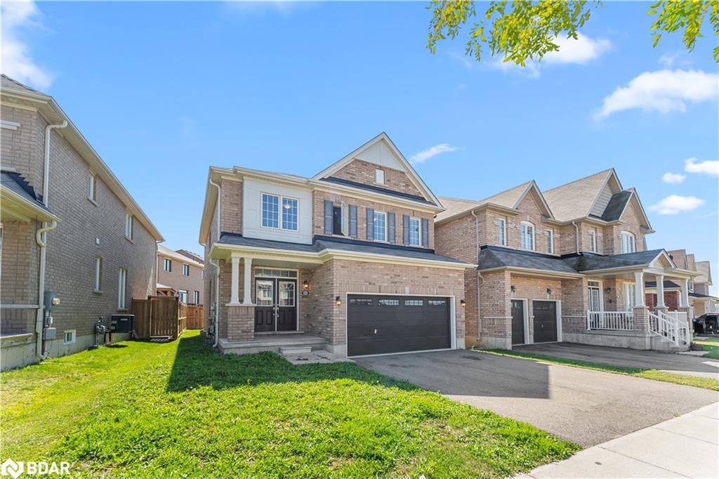 83 Longboat Run W, Brantford, ON - Outdoor With Facade